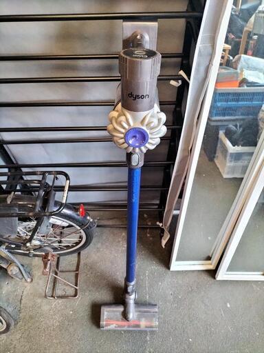 Dyson　ダイソン　DC62　モーターヘッド　サイクロン式ハンディクリーナー