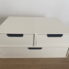 収納ボックス