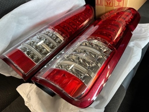 ヴァレンティ LEDテール　ほぼ未使用