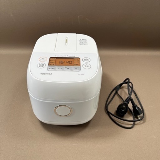 TOSHIBA IH炊飯ジャー 3合炊き 東芝 RC-5XL ホワイト 本かまど エコ炊飯 炊飯器 家電 キッチン家電 炊飯器