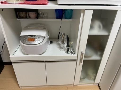 食器棚(17日迄に受け取れる方)