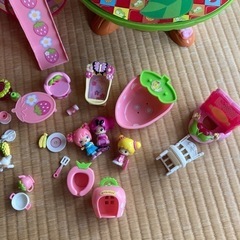 こえだちゃんと木のおうち　他　まとめ売り　おもちゃ の画像