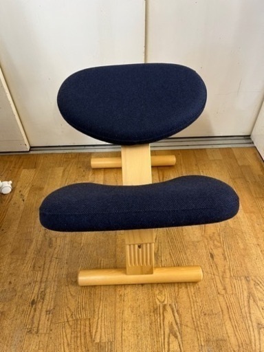 N589★プロダクトマーケッティングサービス製★バランスチェア★幅530ｍｍ