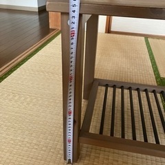 IKEA サイドテーブルの画像