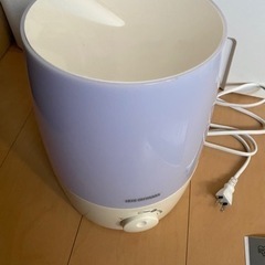 超音波式加湿器　アイリスオーヤマの画像