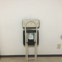 椅子　チェアー　chairの画像