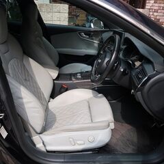 検査6年8月S7 4.0クワトロ 420PS/ルナシルバーレザー/カーボンアトラスパネル/HDDナビ/地デジ/バックカメラ/BOSEサウンド/全席シートヒーターの画像