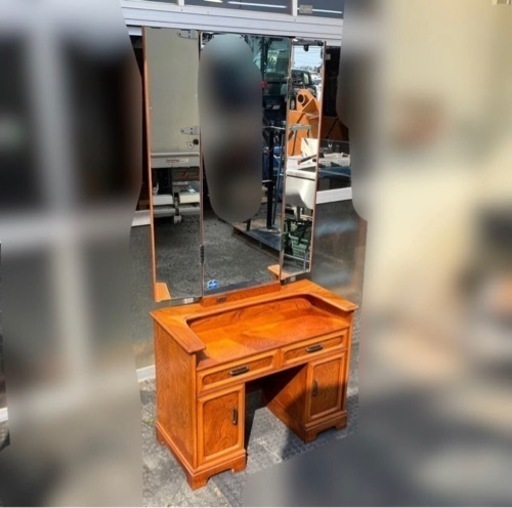 k315601 【感謝価格】化粧台 鏡台 家具 ドレッサー ドレッサー 昭和レトロ 木製ドレッサー メイク台 三面鏡 中古 現物品 ア