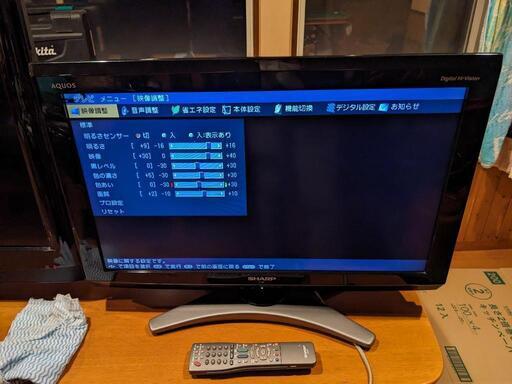 2010年製 SHARP AQUOS  LC-26E7 液晶テレビ 引取限定