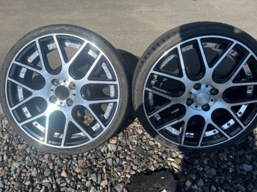 車のパーツ タイヤ、ホイール