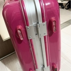 無料　機内持ち込み可能なスーツケースの画像