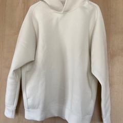 ユニクロ　パーカー
