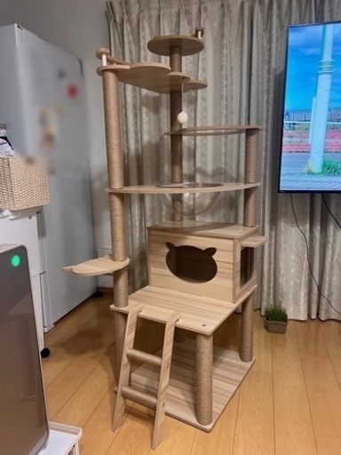 木製　キャットタワー