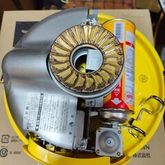 センゴクアラジン(Sengoku Aladdin) ポータブルガスストーブ イエローの画像