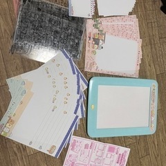 すみっコぐらし　いちごがいっぱいおえかきトレーサー