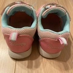 子供用スニーカー 16cm スヌーピーの画像