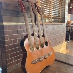 ビンテージ　4ネックギターの画像
