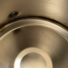 体重計、ドリップコーヒーポット、電子キッチンスケールの画像