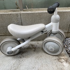 三輪車　