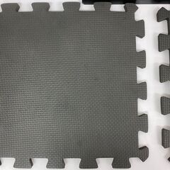 使用感あり 色剥げ 色褪せあり キズ有 ジョイントマット 2枚 ブラック (管理番号:2900214)の画像
