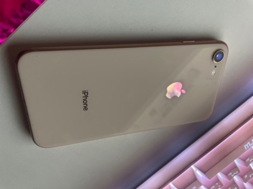 iphone 8 64gb  SIMフリー