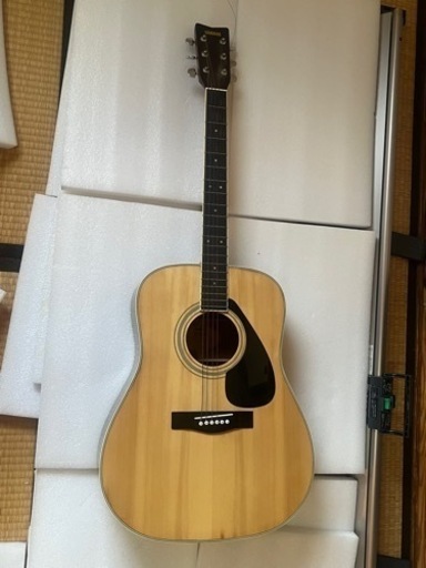 YAMAHA FG-200Dアコースティックギター①