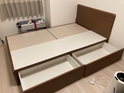 ニトリ　セミダブル収納付ベッドフレーム（直接取引）横浜市都筑区