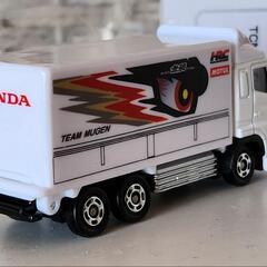 トミカ TEAM MUGEN トランスポーターの画像