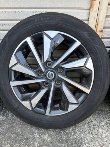 日産セレナc27後期純正ホイール