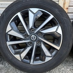 日産セレナc27後期純正ホイールの画像