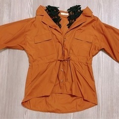 【数回の着用】Mサイズ　トップス 