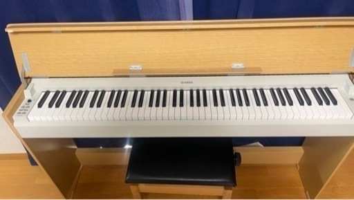 電子ピアノ