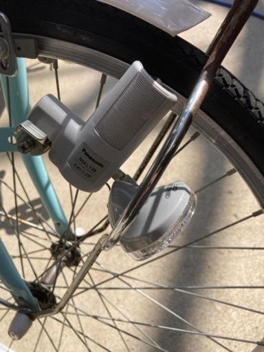 22インチ　自転車　子供用　女の子　鍵付き