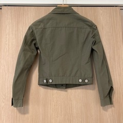 ベネトンのジャケットの画像