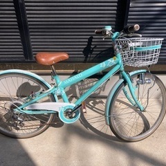 24インチ　女の子用　自転車　6段階ギア付き　鍵付き