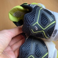 asics レーザービーム　19センチ　記名消しありの画像