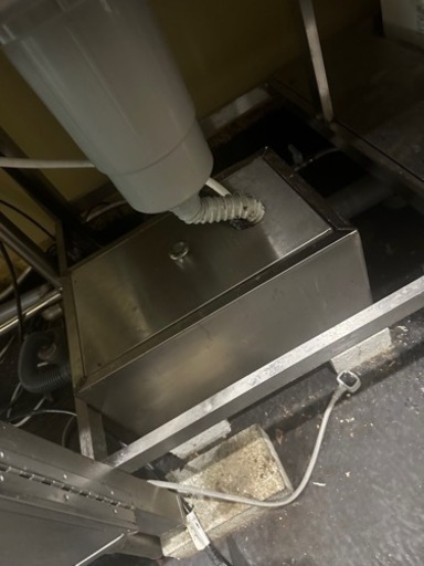 引き取り　取り外し　限定　2層シンク　グリスト　温水器付き　他棚あり