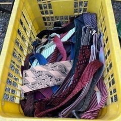 ネクタイ100個～200