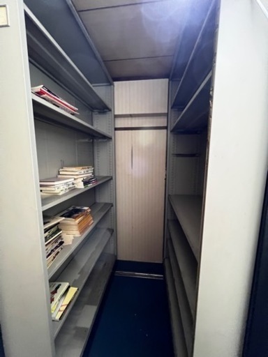 家具  本棚　スライド式巨大本棚