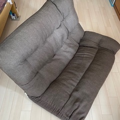 長めの座椅子