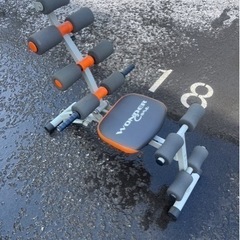 腹筋　マシーン　ワンダーコア　筋トレの画像