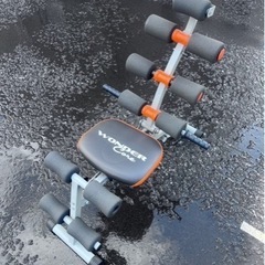 腹筋　マシーン　ワンダーコア　筋トレの画像