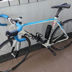 ロードバイク　FOCUS CAYO