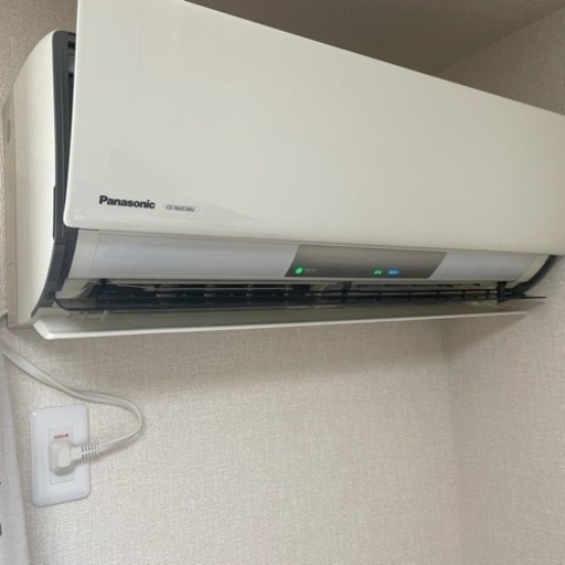 エアコン、室外機　CS-562CXR2-W