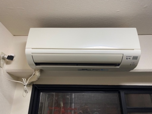 エアコン2台　取り外しはご自身でお願いします。