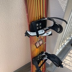 無料でお譲ります】スノーボード　板　レディース