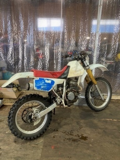 売約済みホンダ XR250R ME06 エンジン実働　書類有り　中古　レストア　部品取りに！　 売約済みホンダ XR250R ME06 エンジン実働 書類有り 中古 レストア