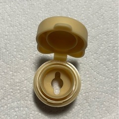 【新品未開封】すみっコぐらし　ペットボトルキャップ　コンプリート　４種類すべて＋2個　合計6個の画像
