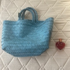 バッグ  手さげかばんとおまけ香水