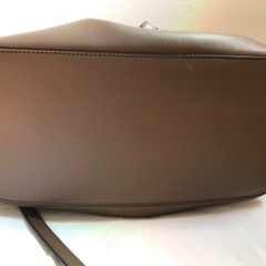 pink adobe バッグ　の画像